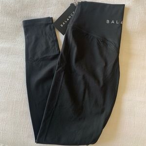 Balance Athletica leggings - The Cloud Pant. Size M